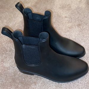 target black ankle boots